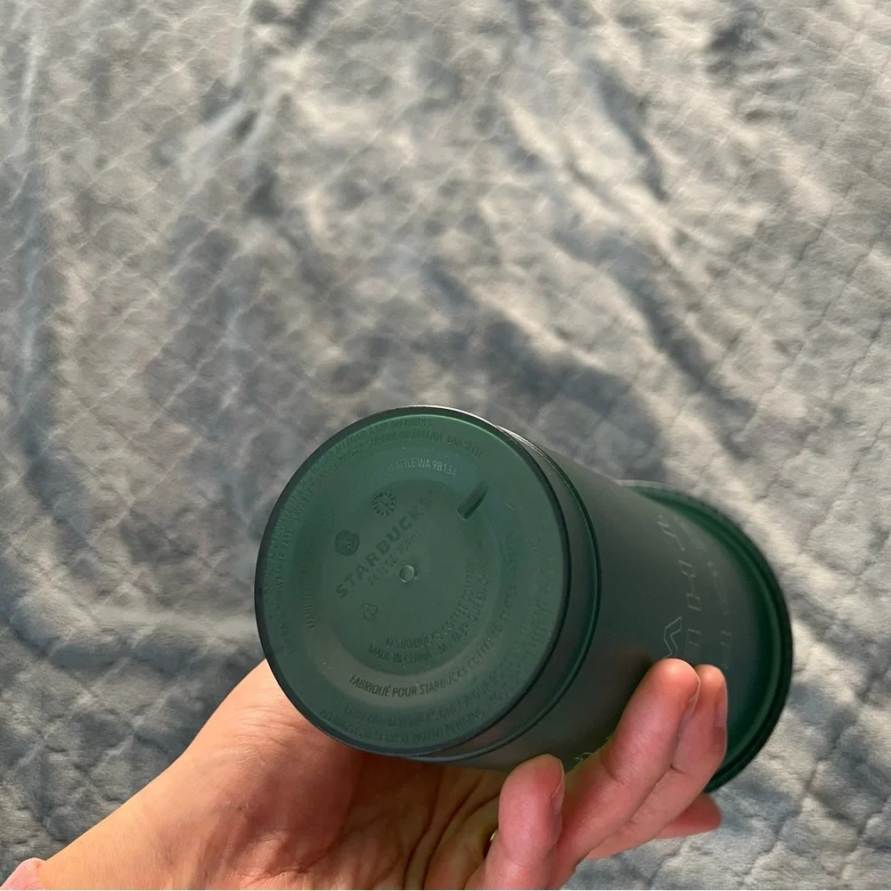 Starbucks Forest‎ Green Tumbler with Striped Straw